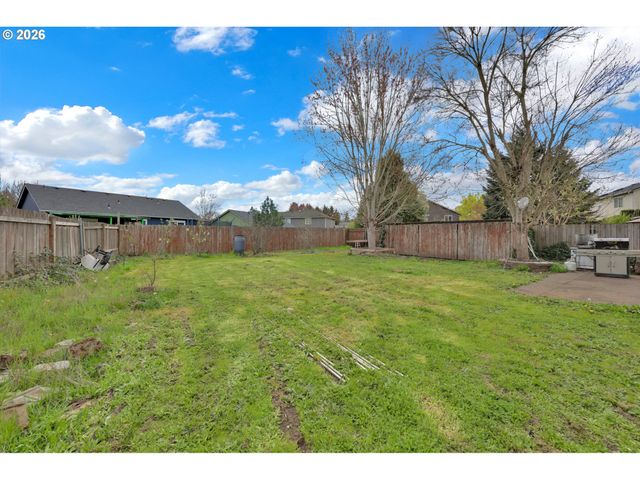 3886 AERIAL Way, Eugene, OR 97402