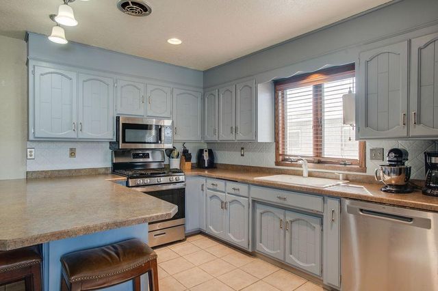 1333 15th Street S, Fargo, ND 58103