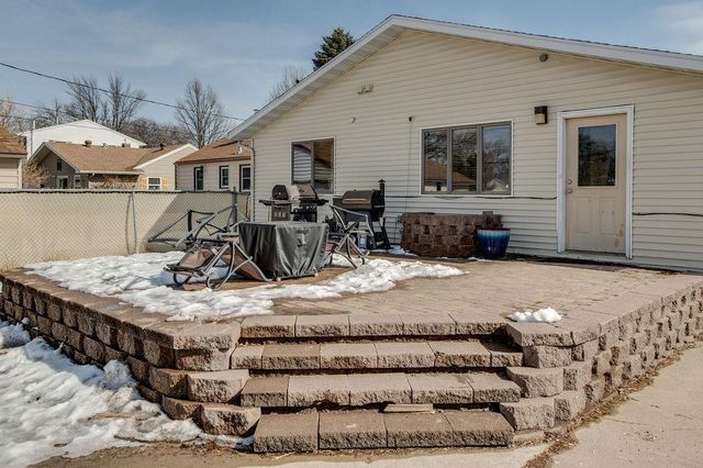 1333 15th Street S, Fargo, ND 58103