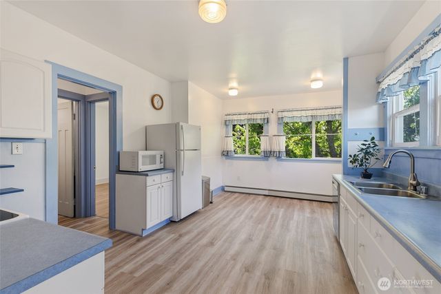 2013 SW Dakota Street, Seattle, WA 98106