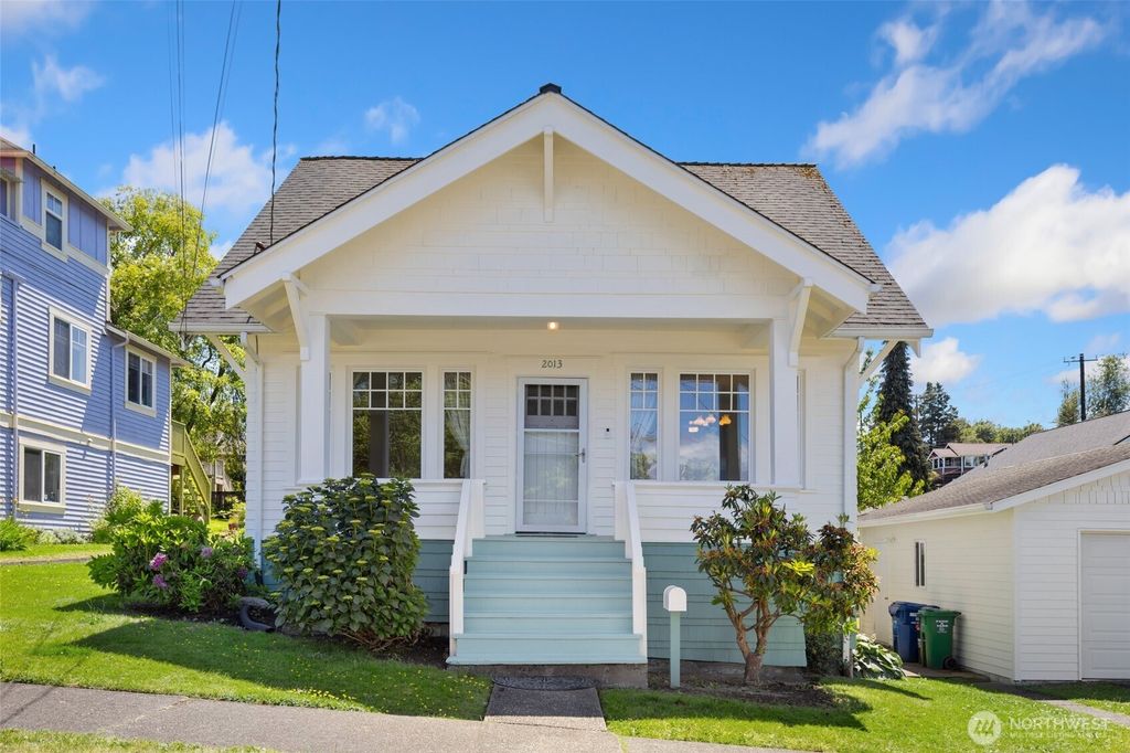 2013 SW Dakota Street, Seattle, WA 98106