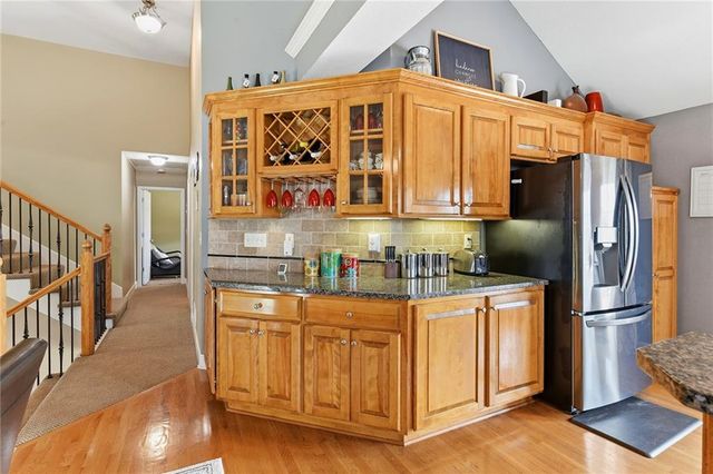 2500 SW Kristin Drive, Lee's Summit, MO 64082