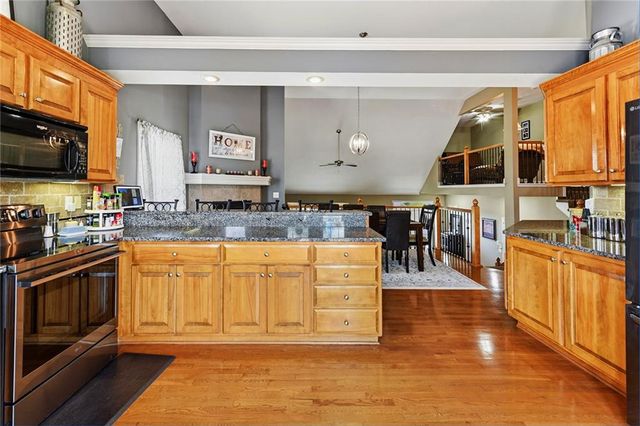2500 SW Kristin Drive, Lee's Summit, MO 64082