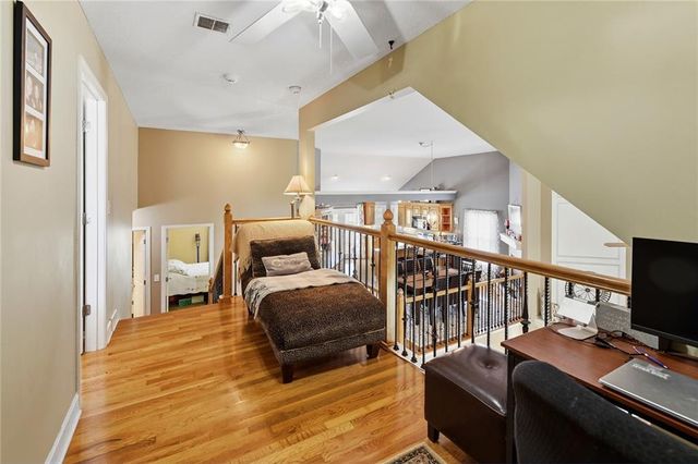 2500 SW Kristin Drive, Lee's Summit, MO 64082