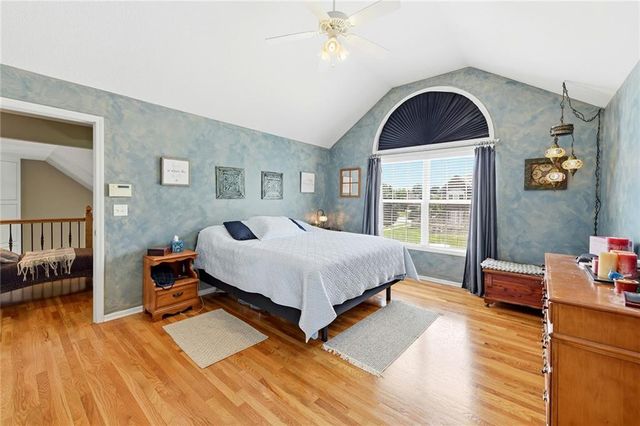 2500 SW Kristin Drive, Lee's Summit, MO 64082