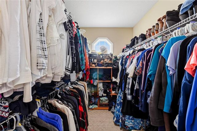 2500 SW Kristin Drive, Lee's Summit, MO 64082