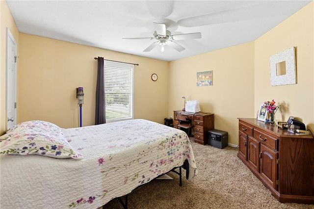 2500 SW Kristin Drive, Lee's Summit, MO 64082