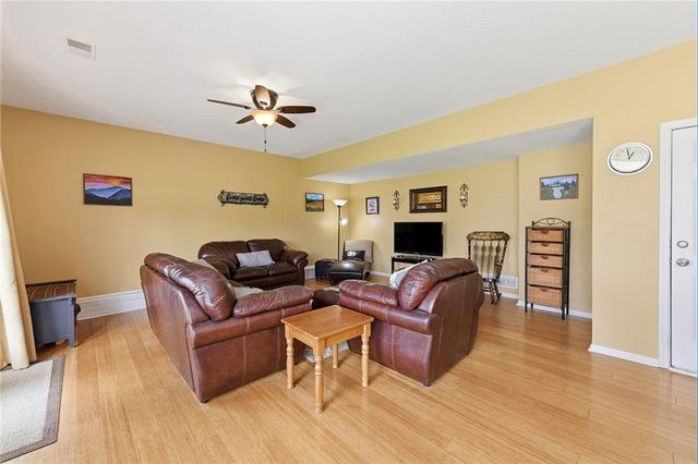 2500 SW Kristin Drive, Lee's Summit, MO 64082