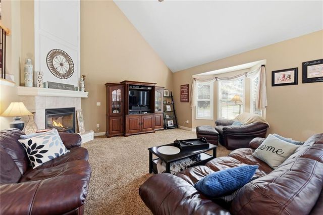 2500 SW Kristin Drive, Lee's Summit, MO 64082