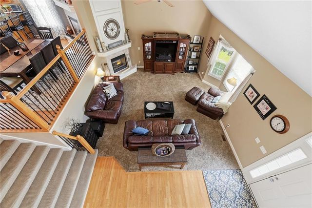 2500 SW Kristin Drive, Lee's Summit, MO 64082