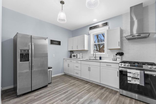 5537 24th AVENUE, Kenosha, WI 53140