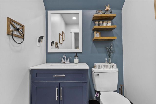 5537 24th AVENUE, Kenosha, WI 53140