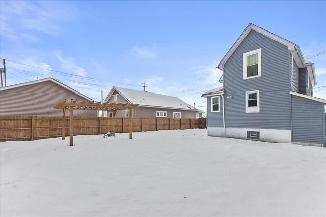 5537 24th AVENUE, Kenosha, WI 53140