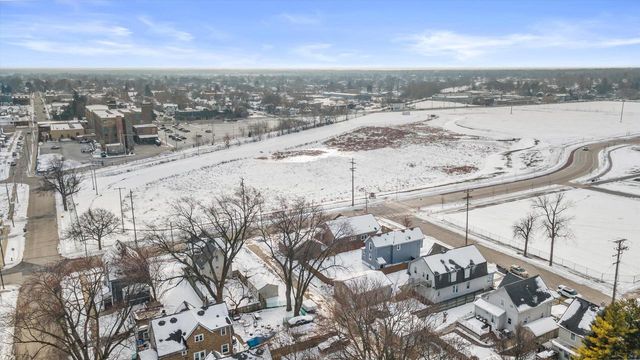 5537 24th AVENUE, Kenosha, WI 53140