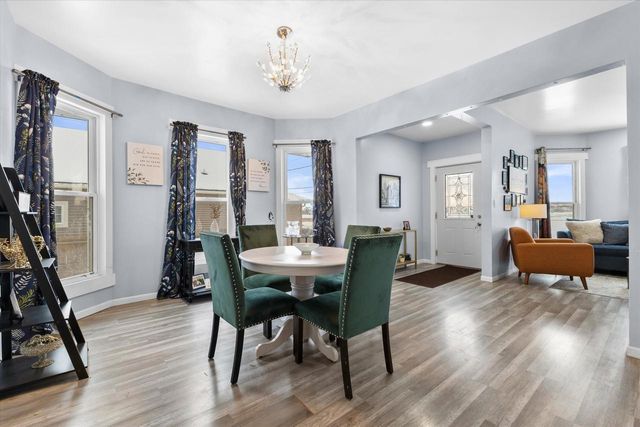 5537 24th AVENUE, Kenosha, WI 53140