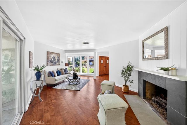 2255 El Rancho Vista, Fullerton, CA 92833