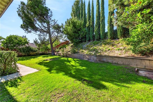 2255 El Rancho Vista, Fullerton, CA 92833