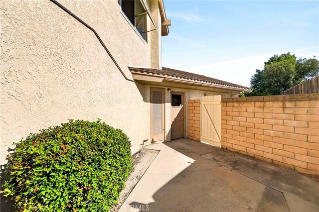 2255 El Rancho Vista, Fullerton, CA 92833