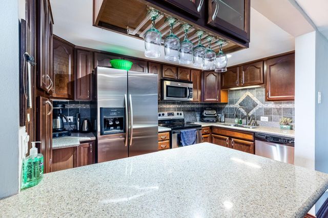 2016 Main Street 904, Houston, TX 77002