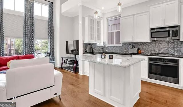 3061 Devoncroft Street SE, Smyrna, GA 30080