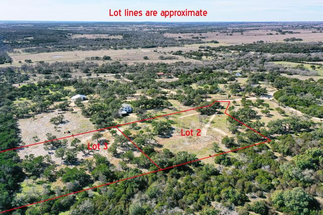 220 Pecan BR, Florence, TX 76527