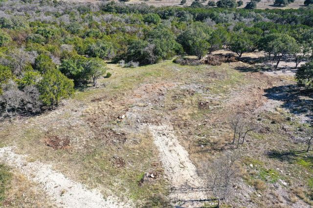 220 Pecan BR, Florence, TX 76527