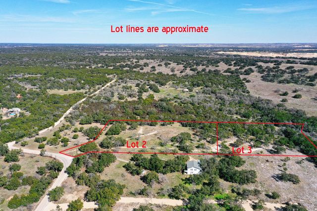220 Pecan BR, Florence, TX 76527