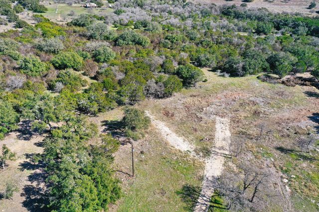 220 Pecan BR, Florence, TX 76527