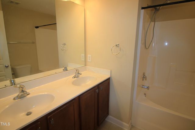 8820 Orchard Grove Way, Raleigh, NC 27612