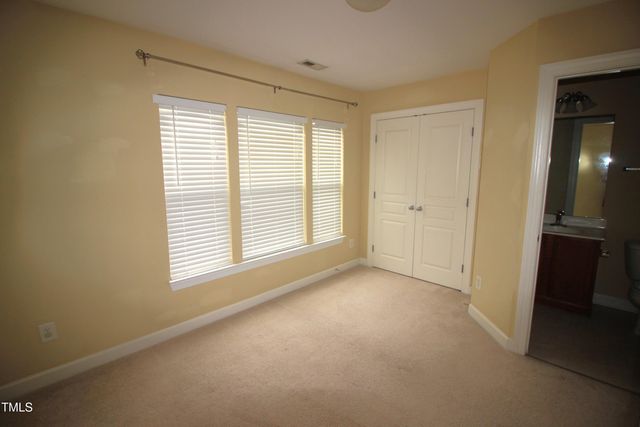 8820 Orchard Grove Way, Raleigh, NC 27612
