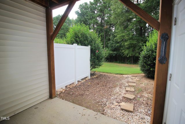 8820 Orchard Grove Way, Raleigh, NC 27612