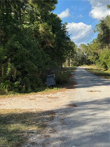 837 Pine Cone AVE, Clewiston, FL 33440