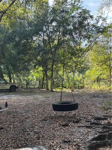 837 Pine Cone AVE, Clewiston, FL 33440