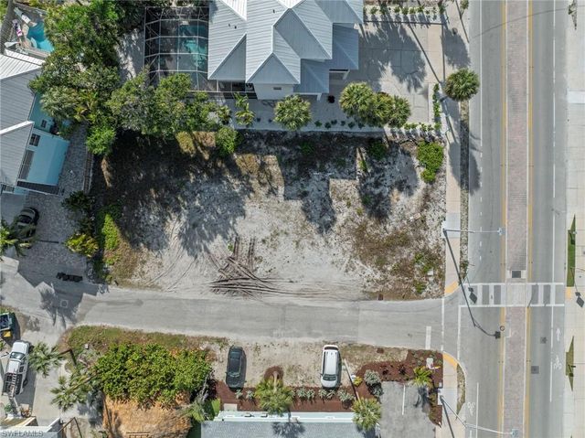 100 Washington AVE, Fort Myers Beach, FL 33931