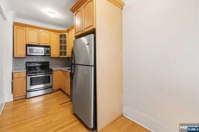 6015 E Blvd 1B, West New York, NJ 07093