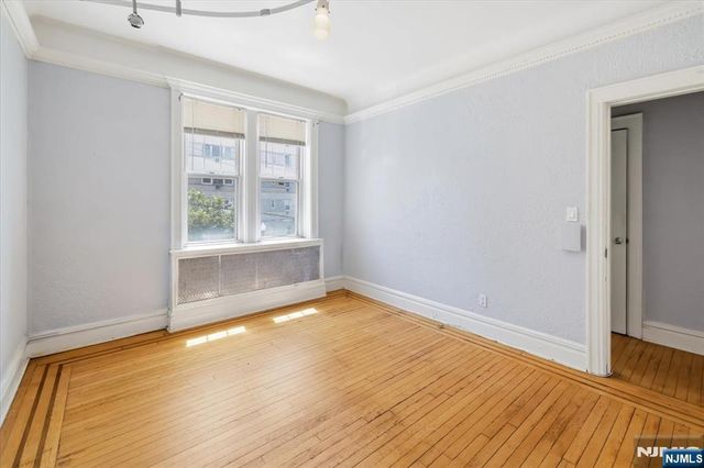 6015 E Blvd 1B, West New York, NJ 07093