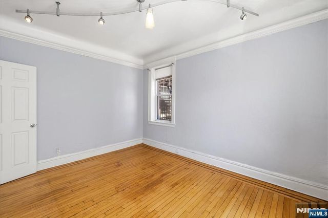 6015 E Blvd 1B, West New York, NJ 07093