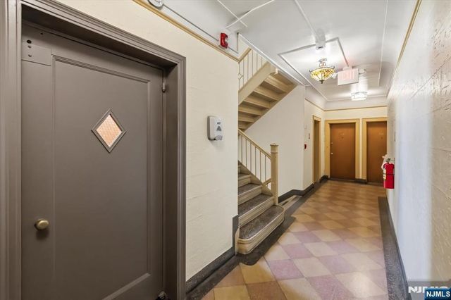 6015 E Blvd 1B, West New York, NJ 07093