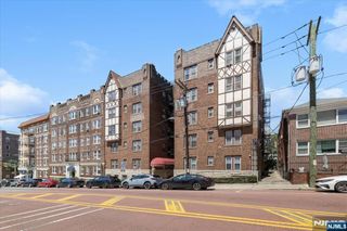 6015 E Blvd 1B, West New York, NJ 07093