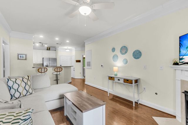 1025 Riverland Woods Place Apt 801, Charleston, SC 29412