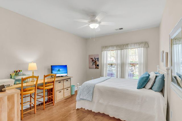 1025 Riverland Woods Place Apt 801, Charleston, SC 29412