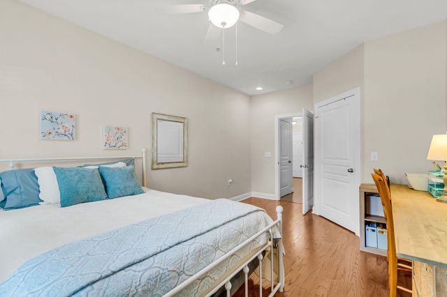 1025 Riverland Woods Place Apt 801, Charleston, SC 29412