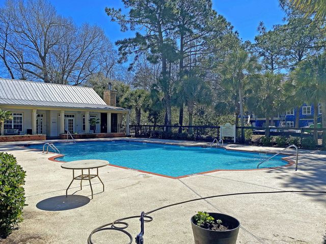 1025 Riverland Woods Place Apt 801, Charleston, SC 29412