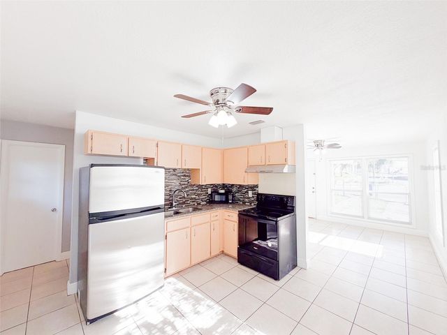 407 W BELLA VISTA STREET, Lakeland, FL 33805