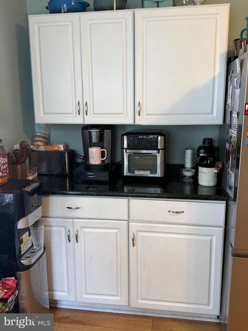 214 BROAD ST, Mount Holly, NJ 08060