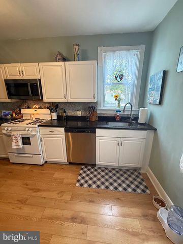 214 BROAD ST, Mount Holly, NJ 08060