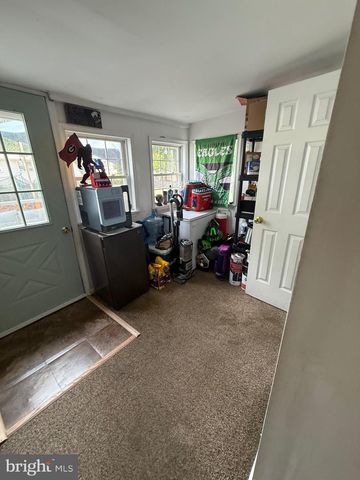 214 BROAD ST, Mount Holly, NJ 08060