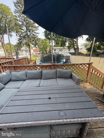 214 BROAD ST, Mount Holly, NJ 08060