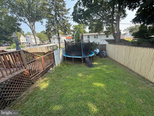 214 BROAD ST, Mount Holly, NJ 08060