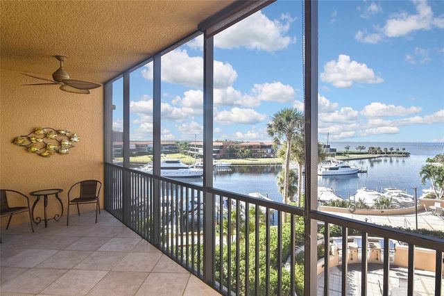 3313 SUNSET KEY CIRCLE 307, Punta Gorda, FL 33955